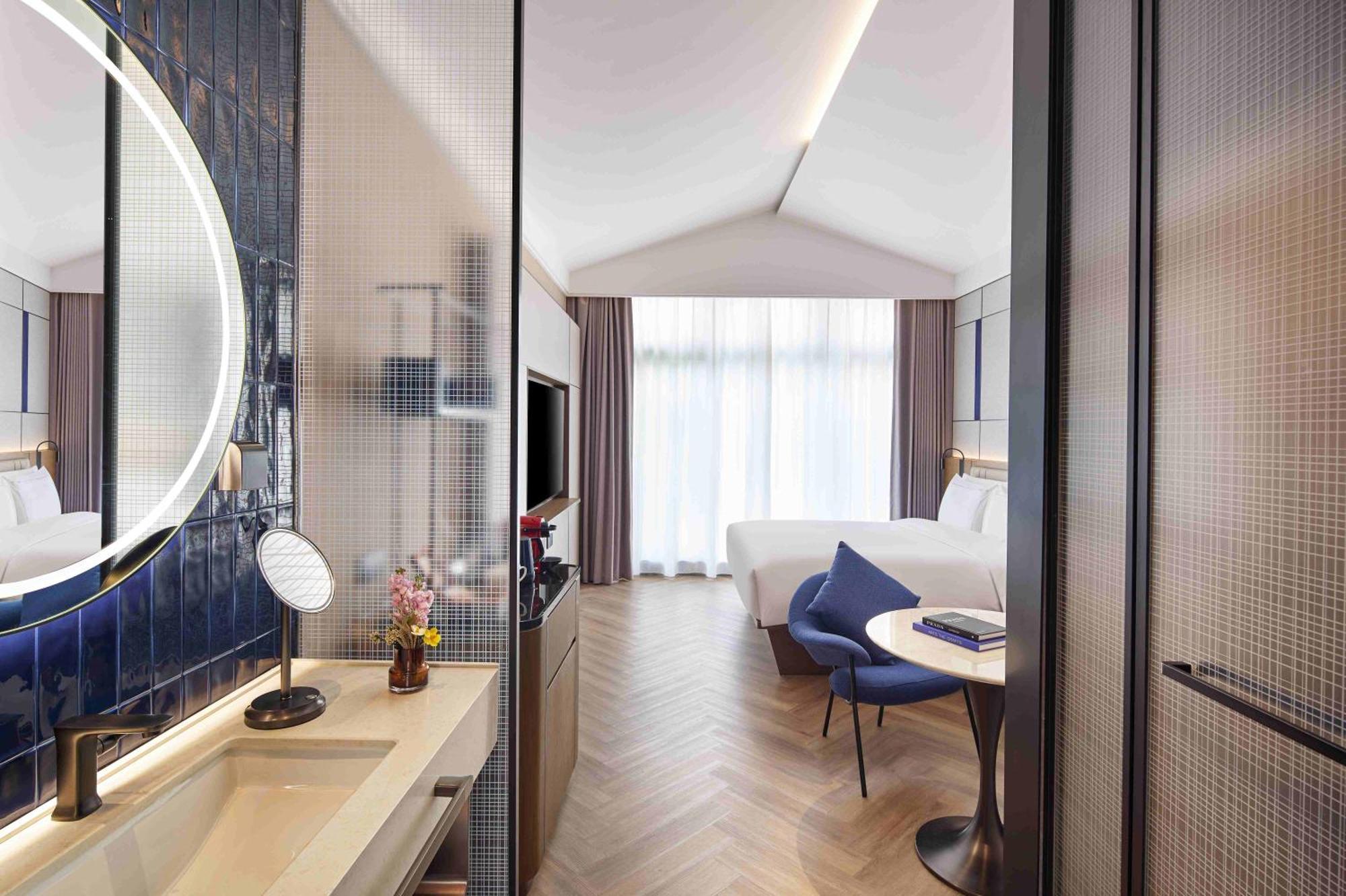 Executive King Room