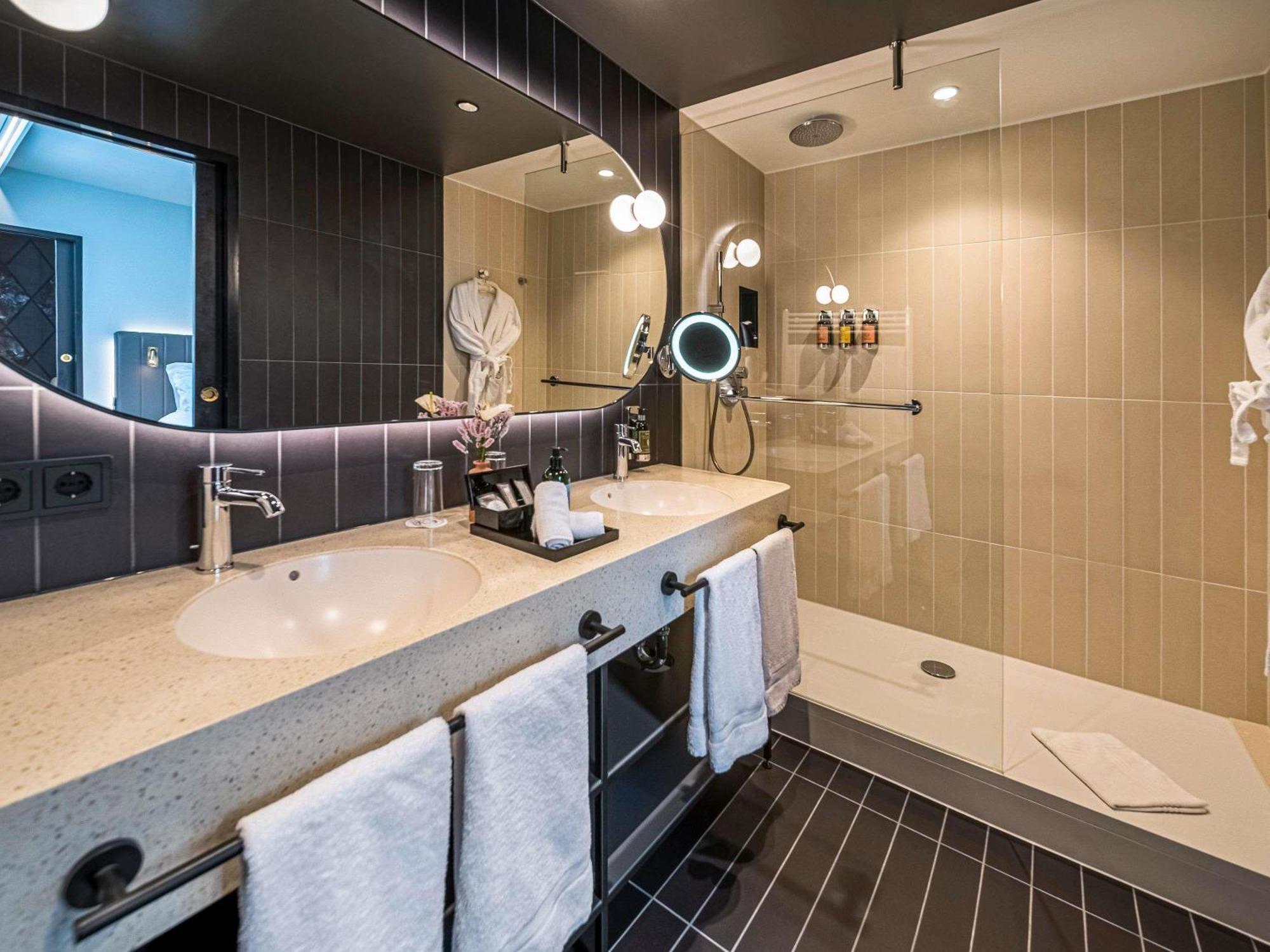 King Suite