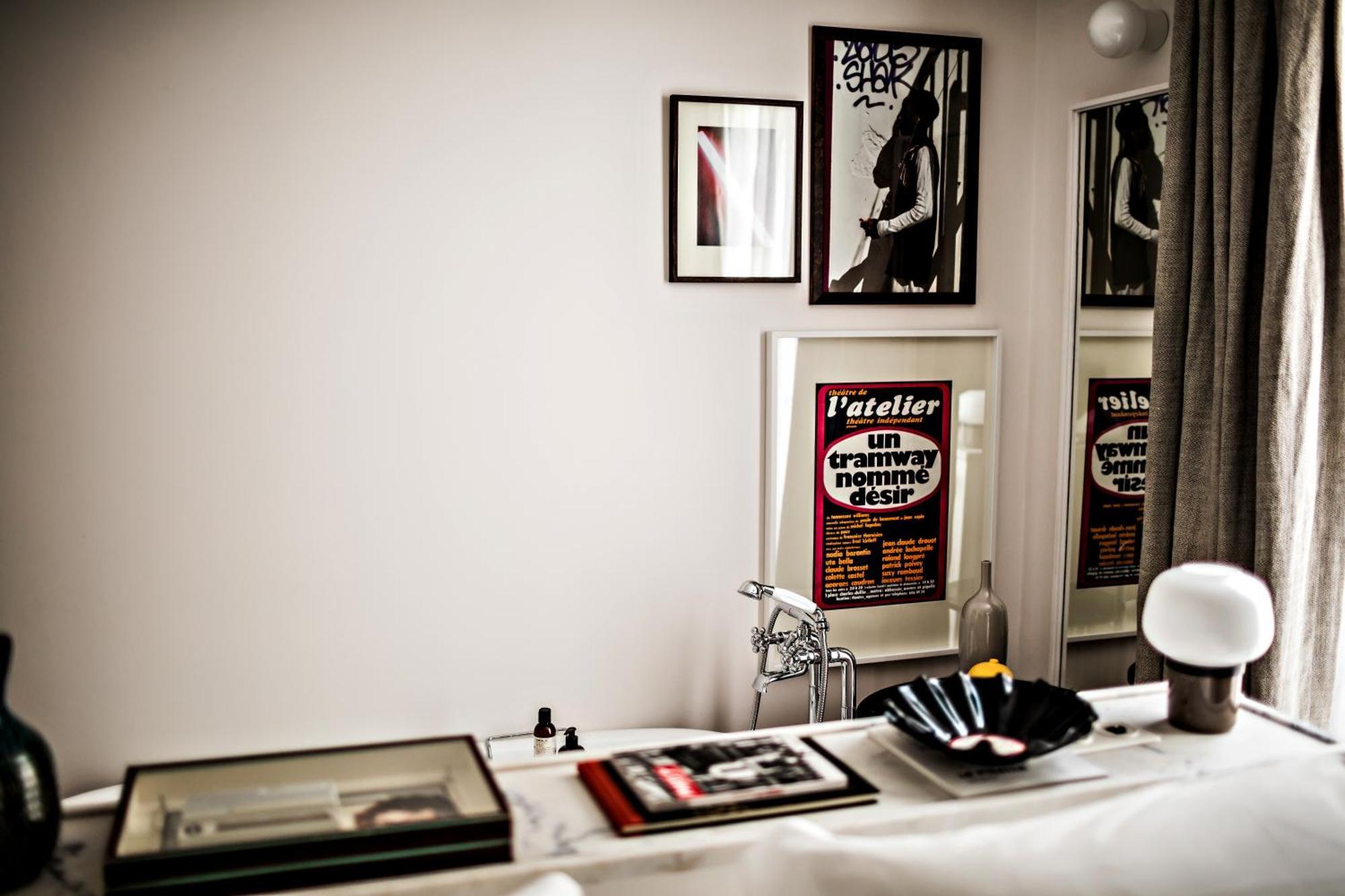 Deluxe Room "Pigalle 22"