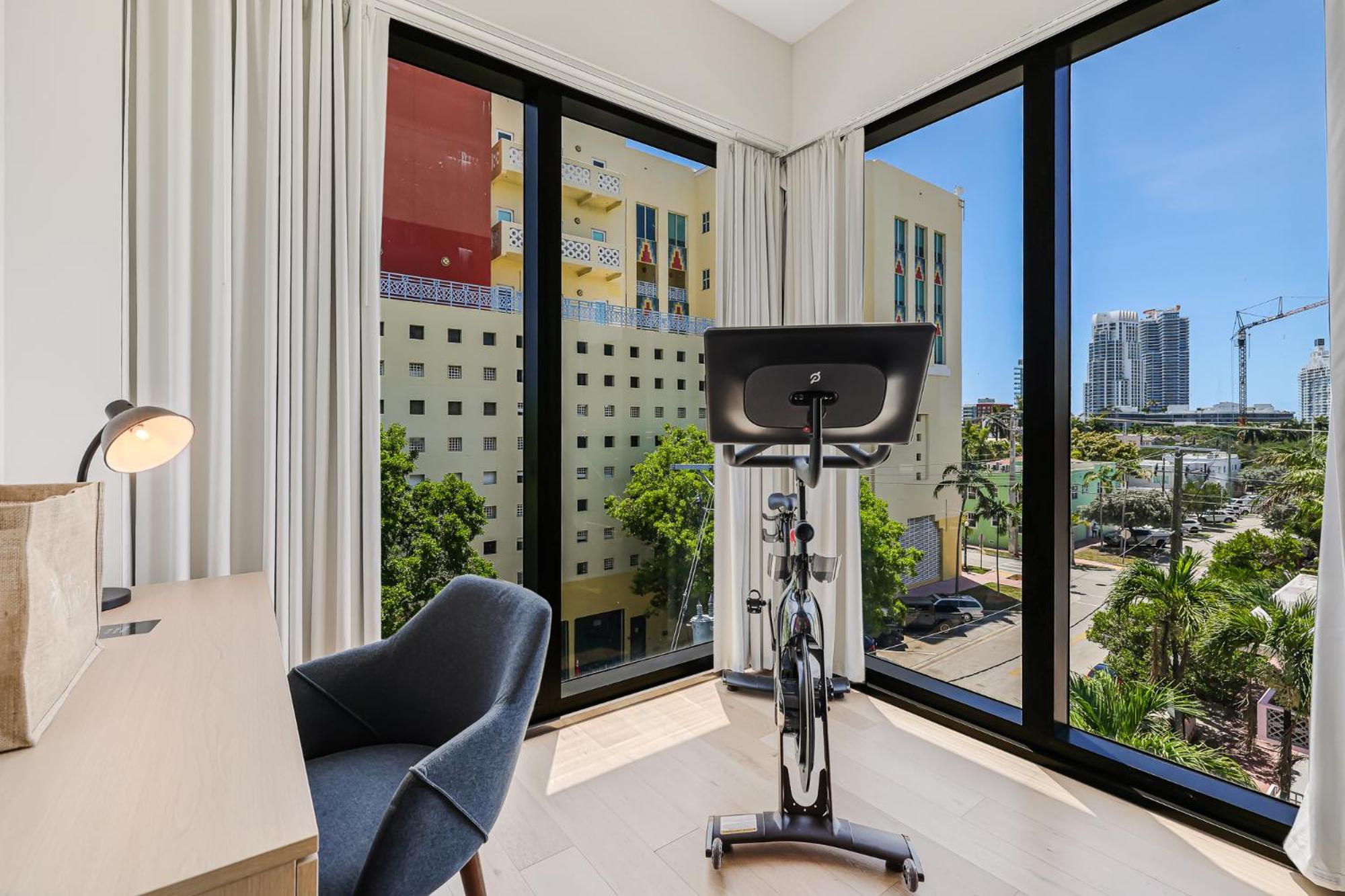 Suite City View