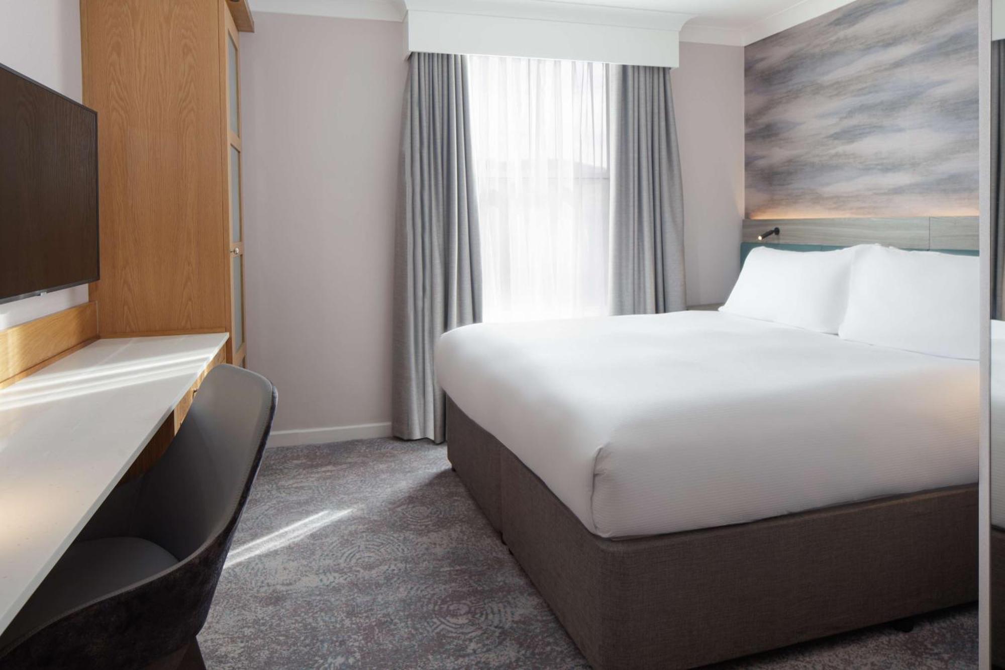 King Guest Room
