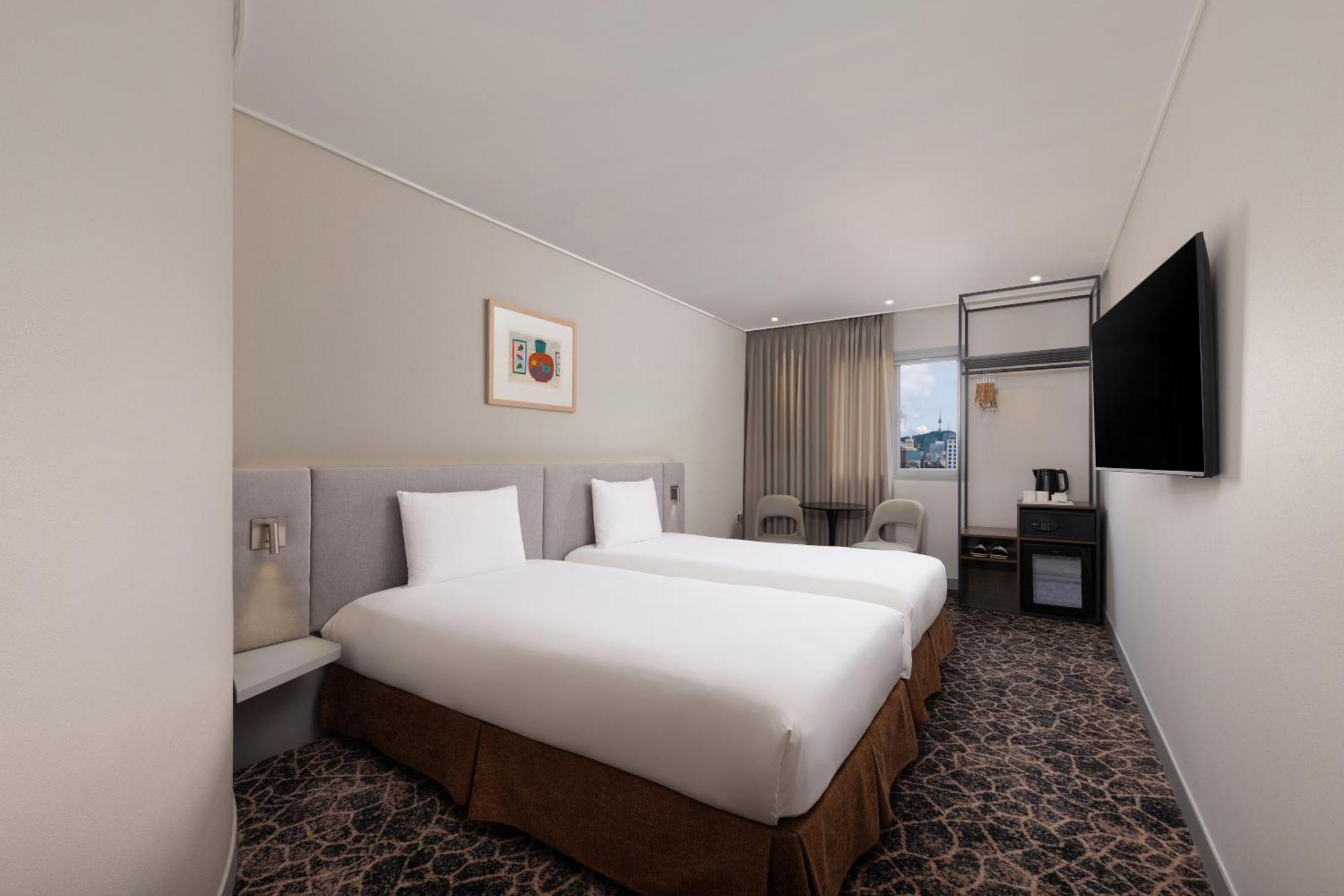 Premium Twin Room