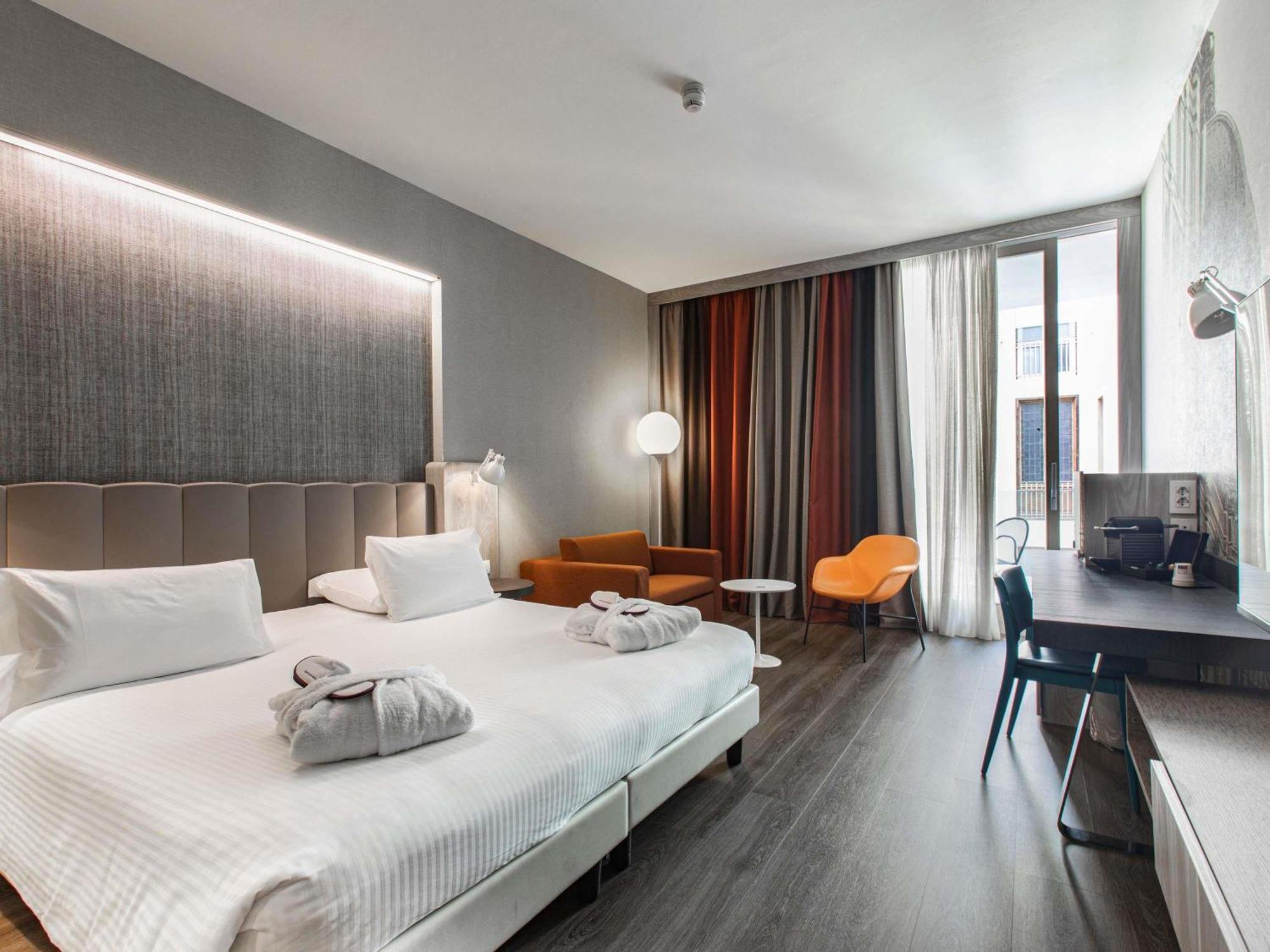 Privilege Room with Balcony
