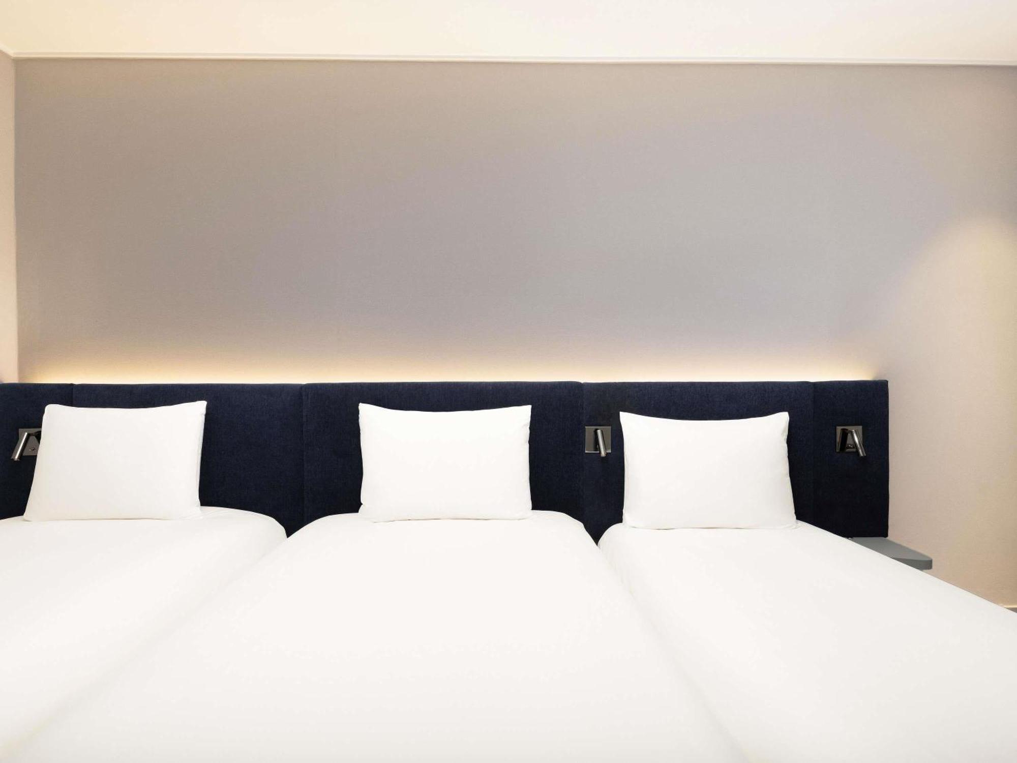 Superior Triple Room Three Single Beds