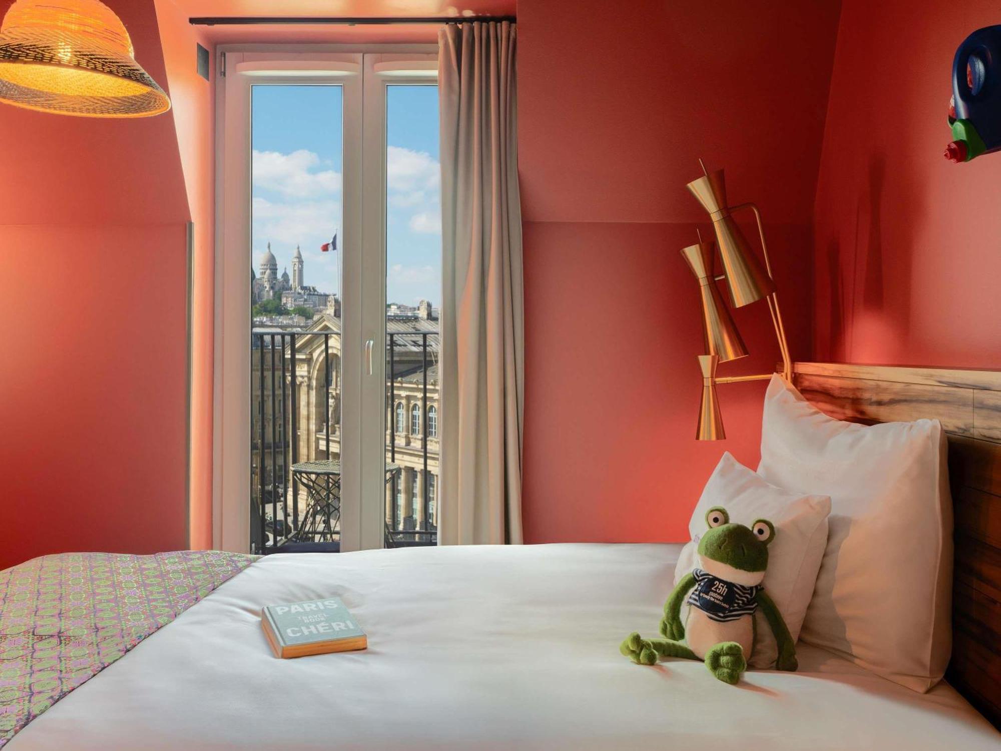 Small Room with City View