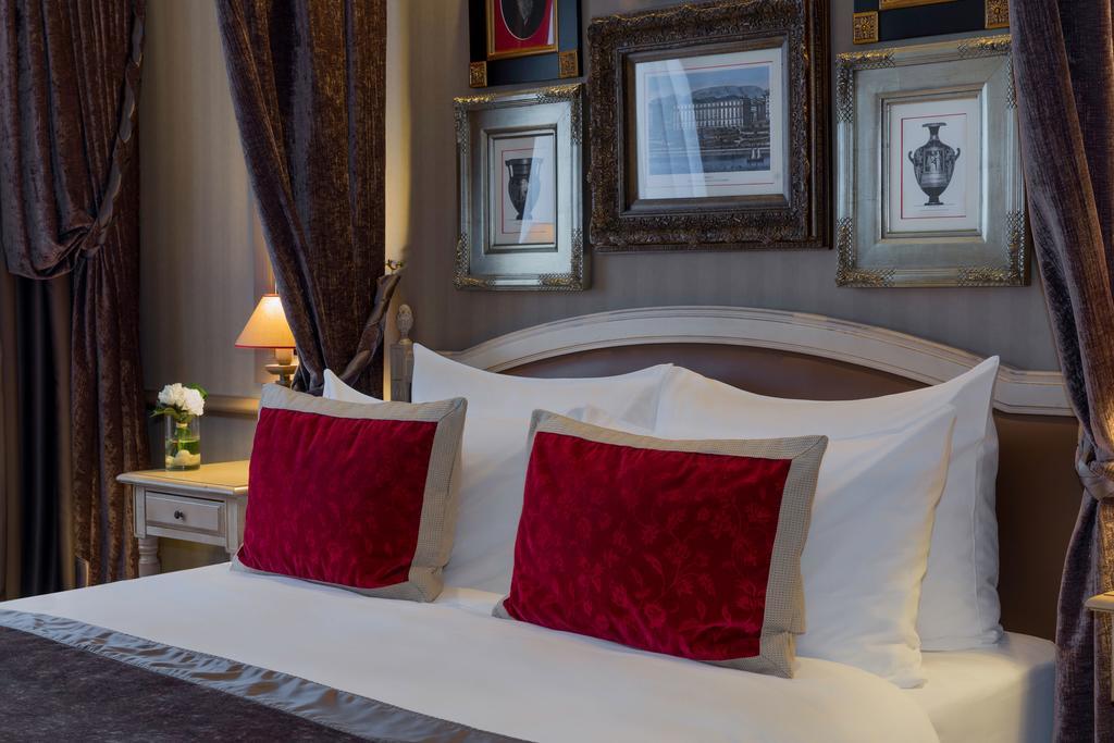 Classic Single Room