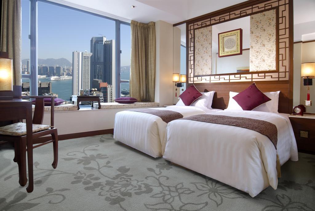 Friends and Family - Connecting Harbour View Room