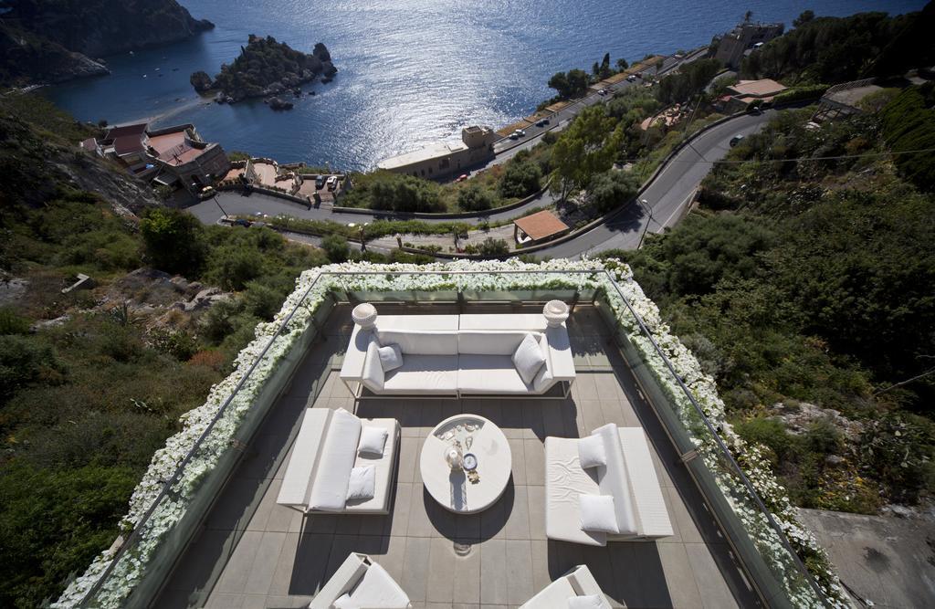 Double Room with Balcony and Sea View