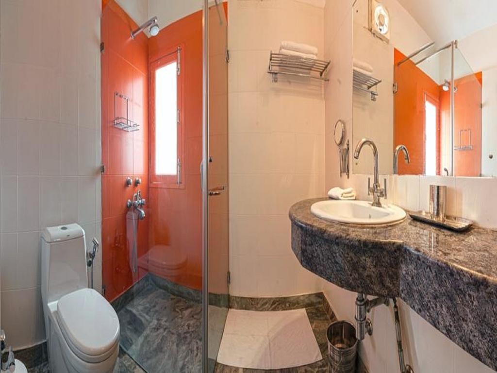 Deluxe Double Room,206972101:JPEG