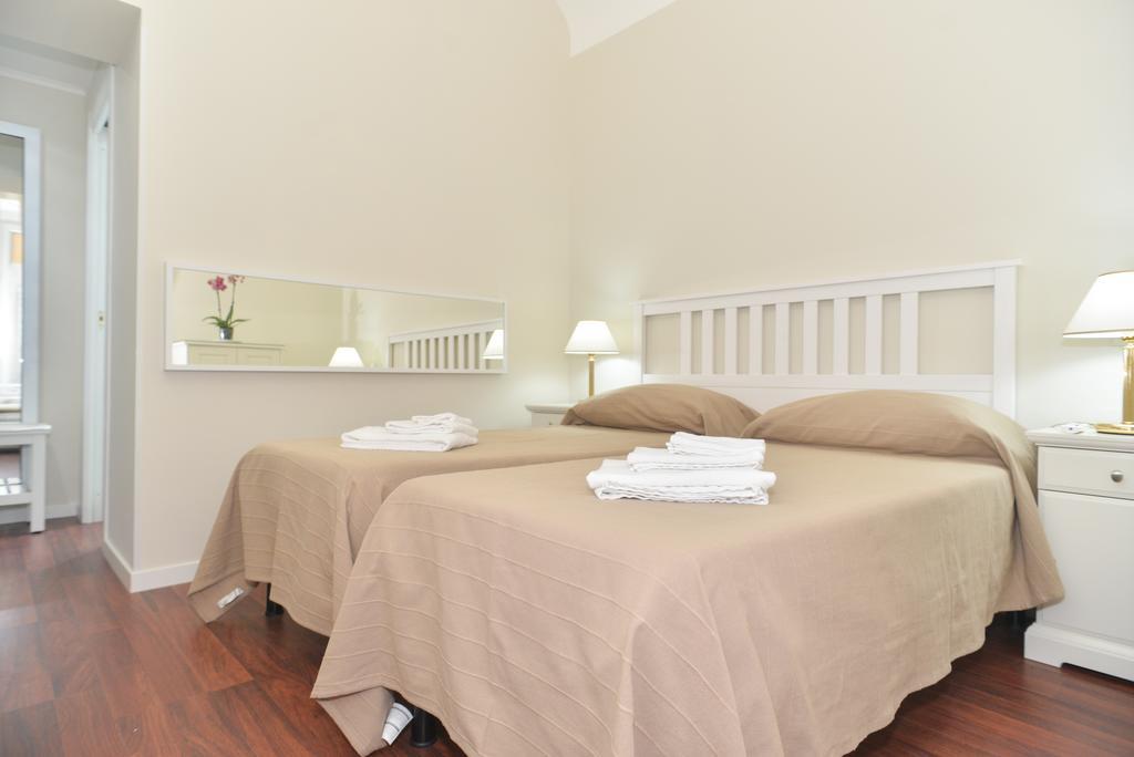 Double or Twin Room with Private Bathroom