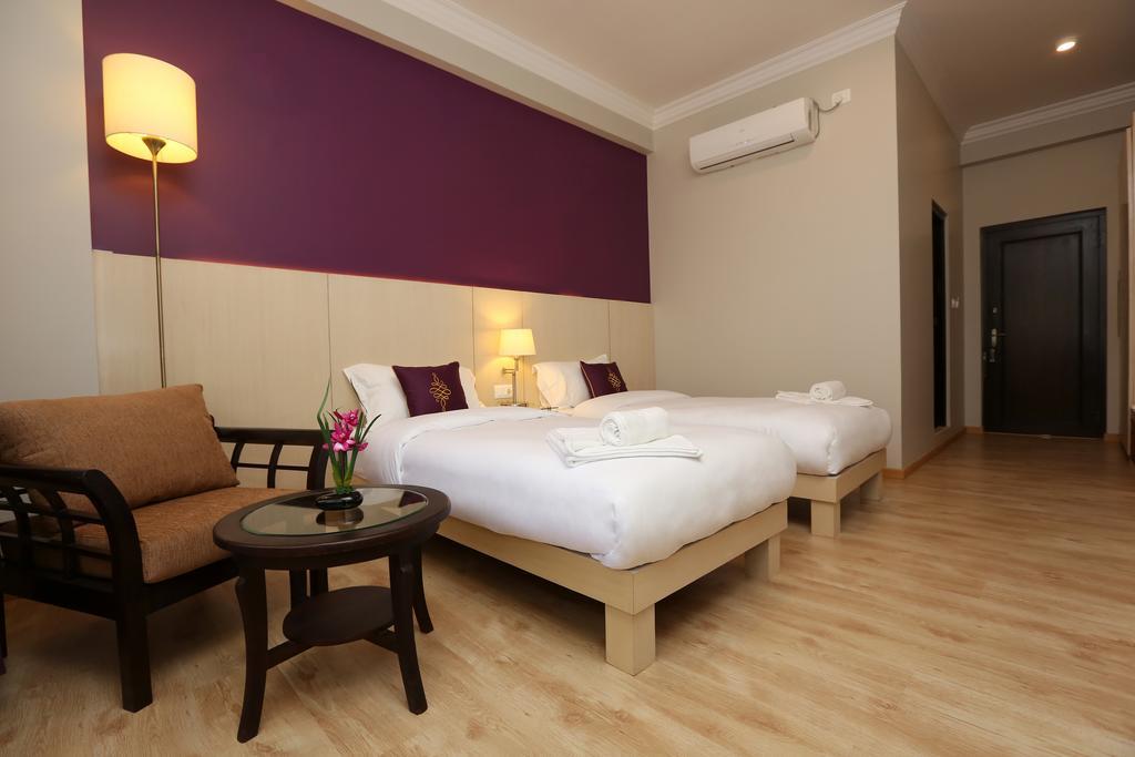 Deluxe Double or Twin Room