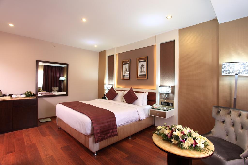 Executive Double Room,221939657:JPEG