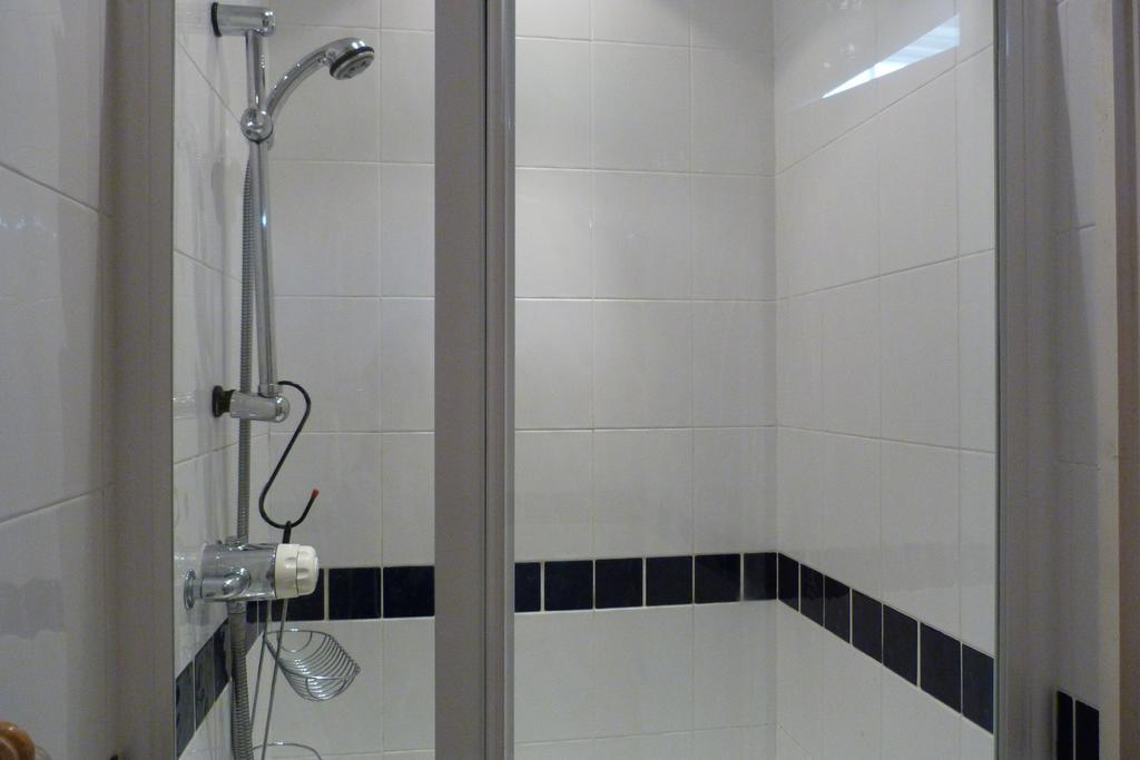 Double Room with Private External Bathroom