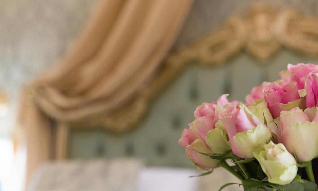 Deluxe Suite "Carlo Goldoni" with Campo Santo Stefano View,229262308:JPEG