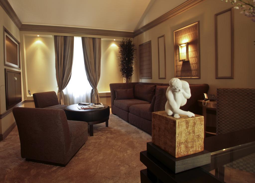 Presidential Suite