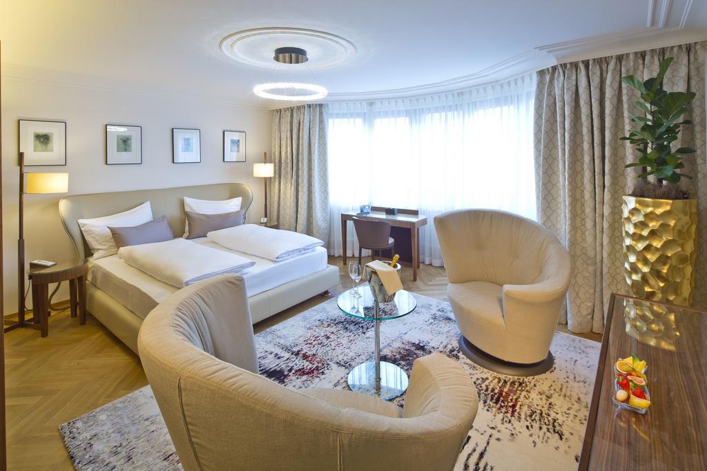Junior Suite Stadthaus with Air Conditioning (Adults only),254406537:JPEG