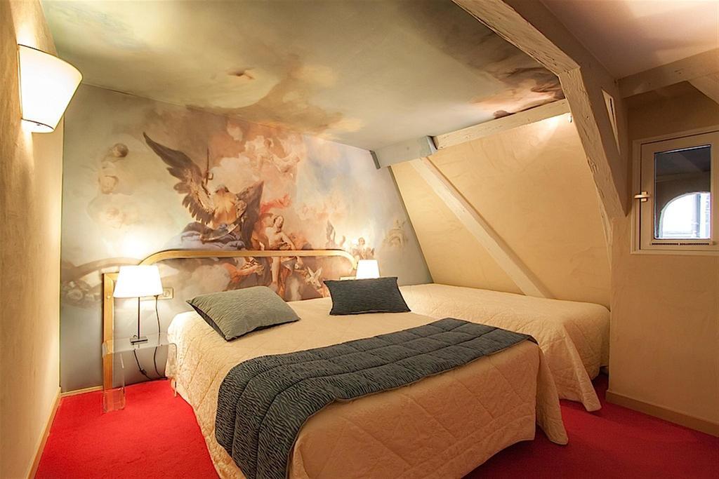 Cozy Triple Room