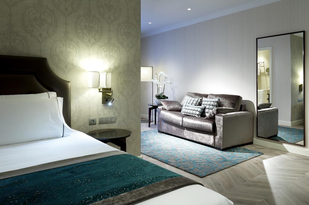 Deluxe Room,264014881:JPEG