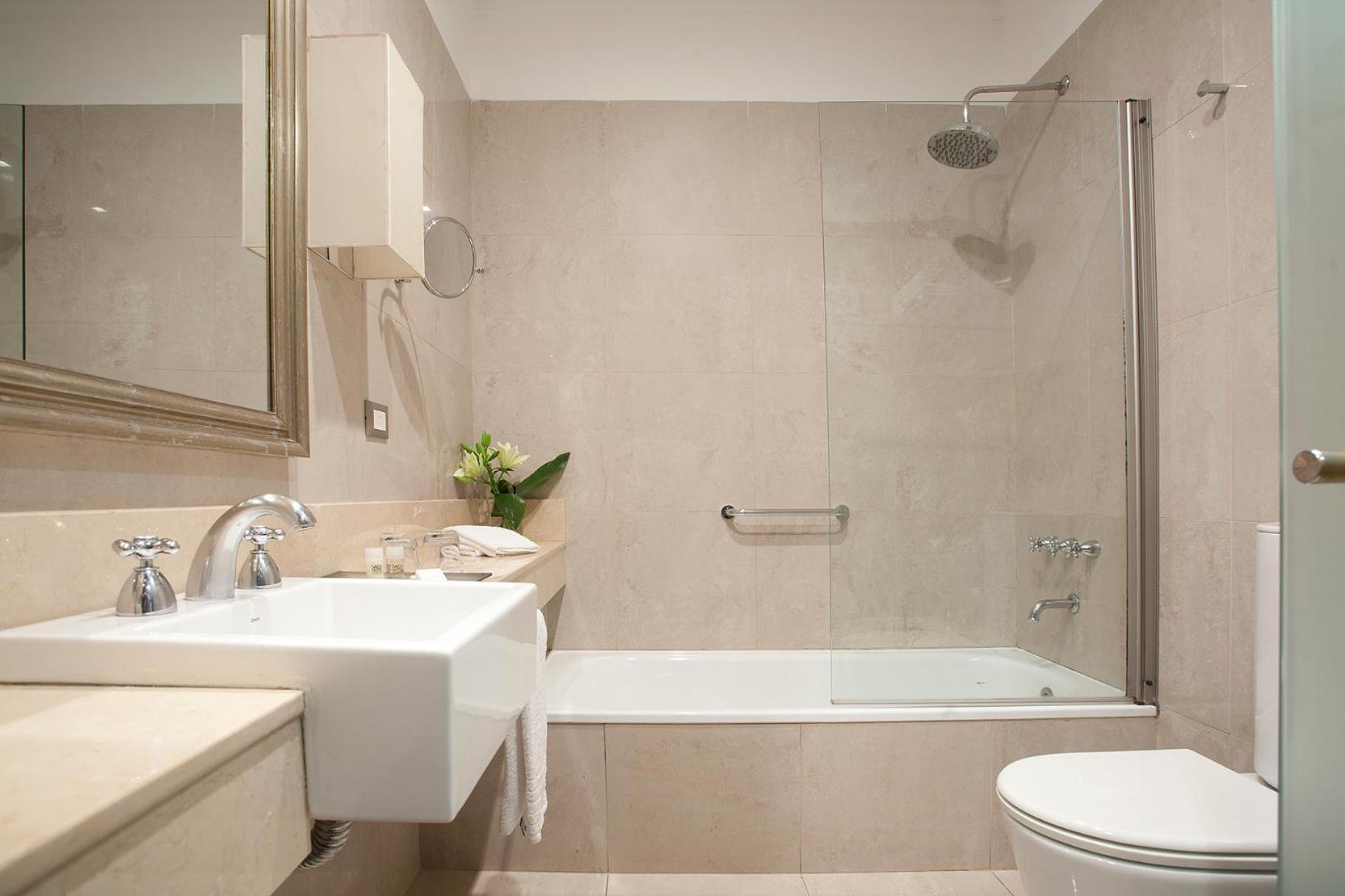 Premium Quadruple Room