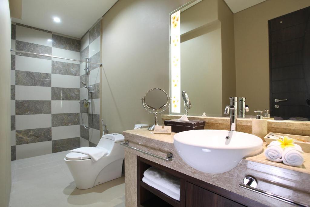 Deluxe Double Room with Pool Access
