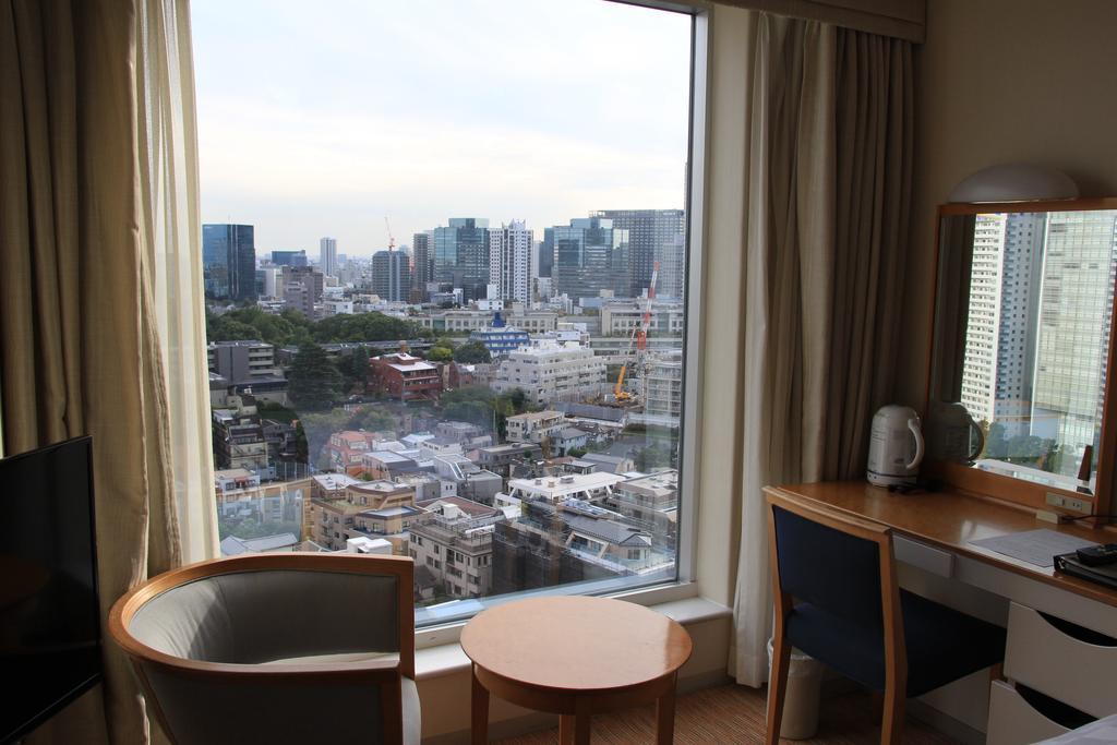 Main Tower 32nd Floor Twin Room - Smoking