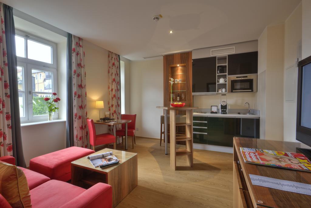 Junior Suite (2 Adults)