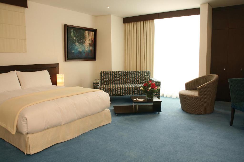 Executive Suite