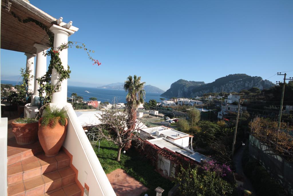 Double Room with Balcony and Sea View