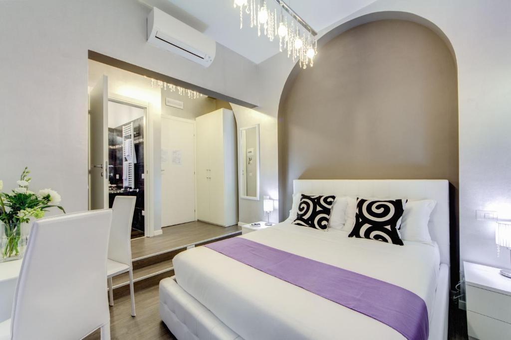 Double Room with Courtyard View