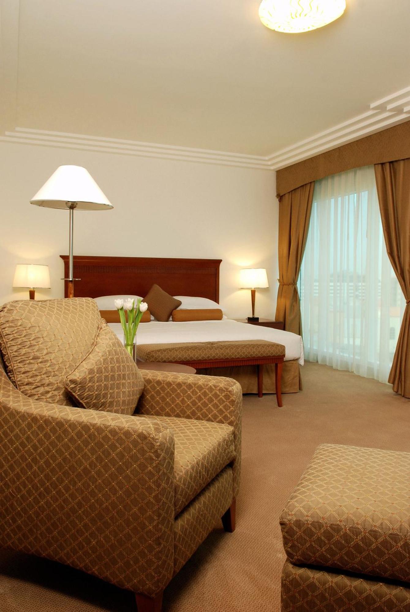 Four Bedroom Apartment New Year Experience with Compulsory Gala Dinner Charge of AED 1600 per adult and AED 800 per child