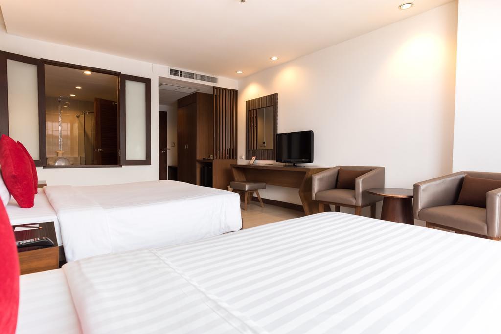 Deluxe Triple Room