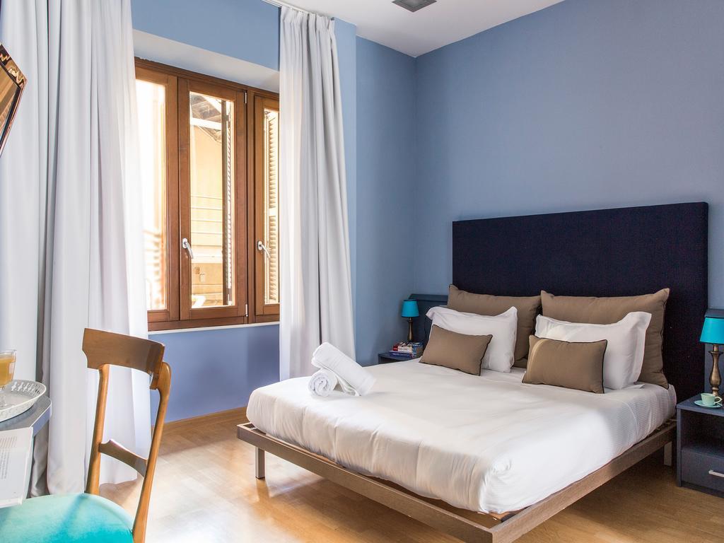 Small Double Room,379801723:JPEG