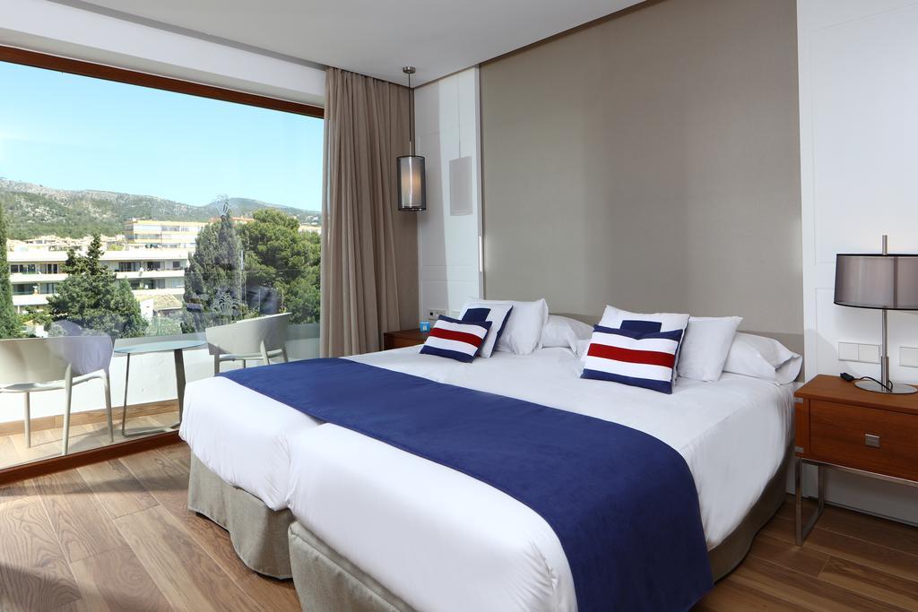 Superior Twin Room (1 Adult)