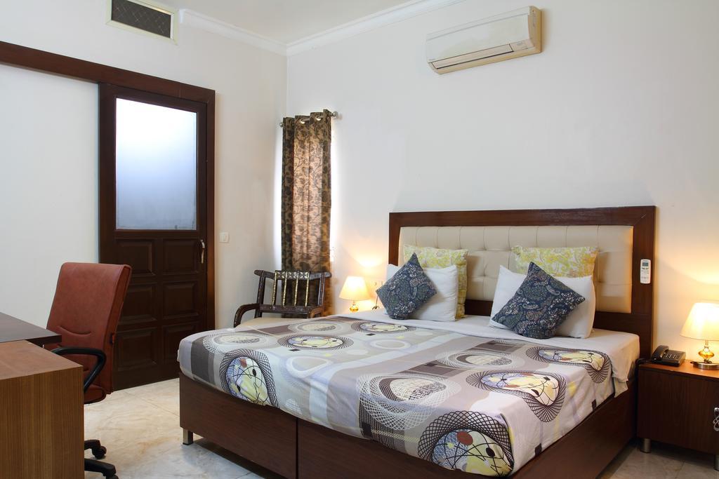 Classic Double Room