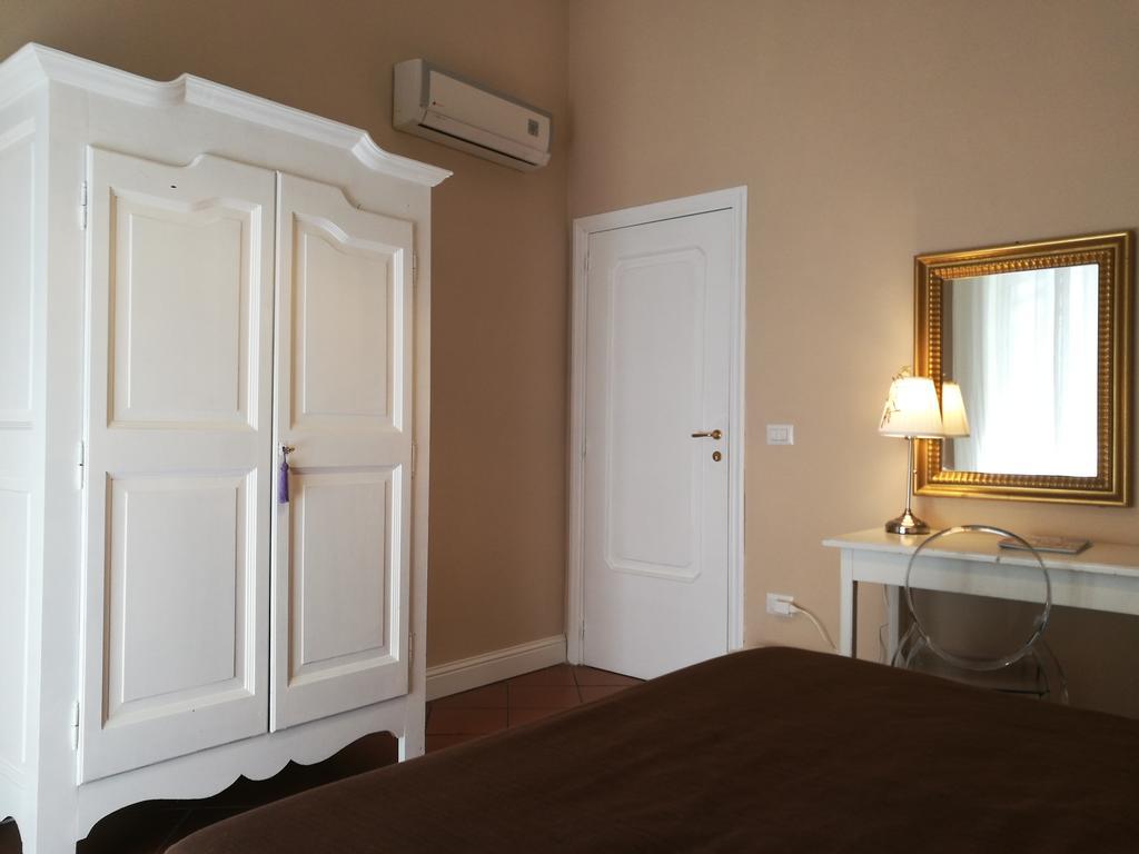 Triple Room with Private External Bathroom