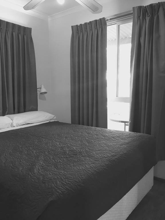 One-Bedroom Cottage,404925750:JPEG