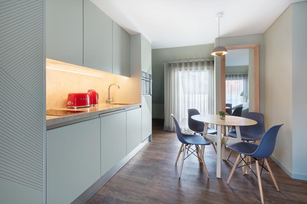 Two-Bedroom Apartment (6 Adults)