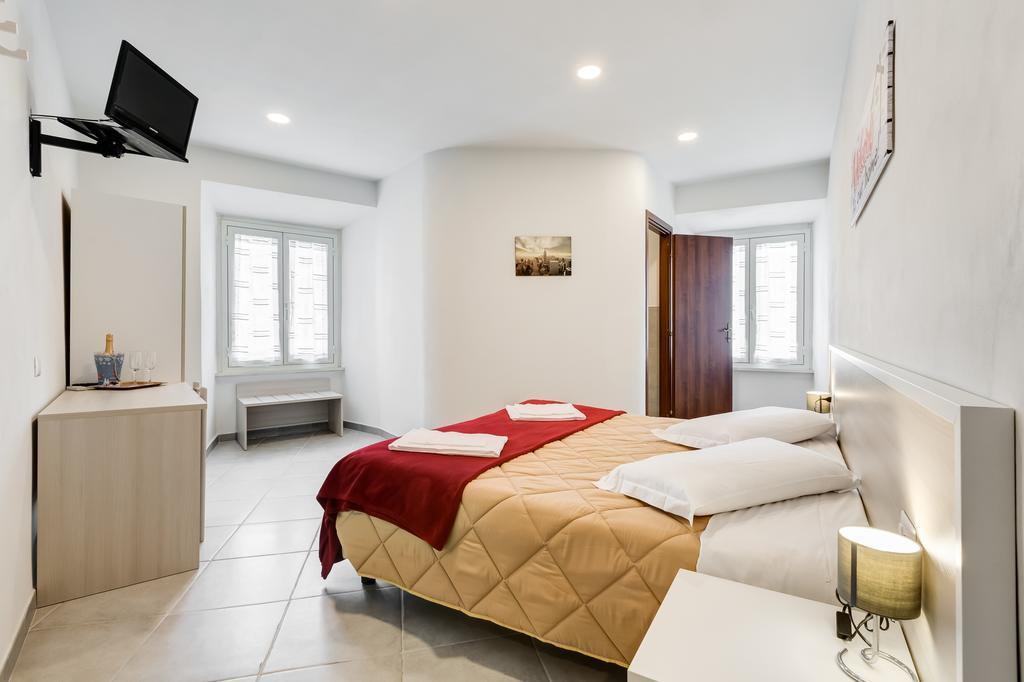 Classic Triple Room