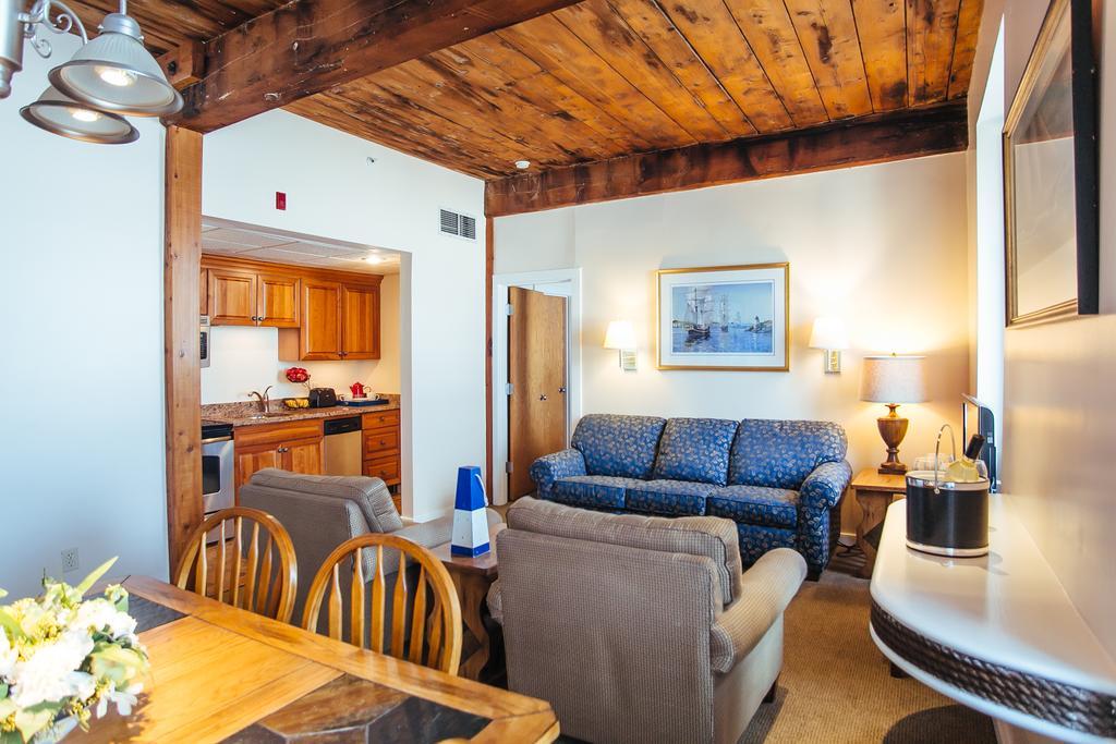 Two-Bedroom Suite