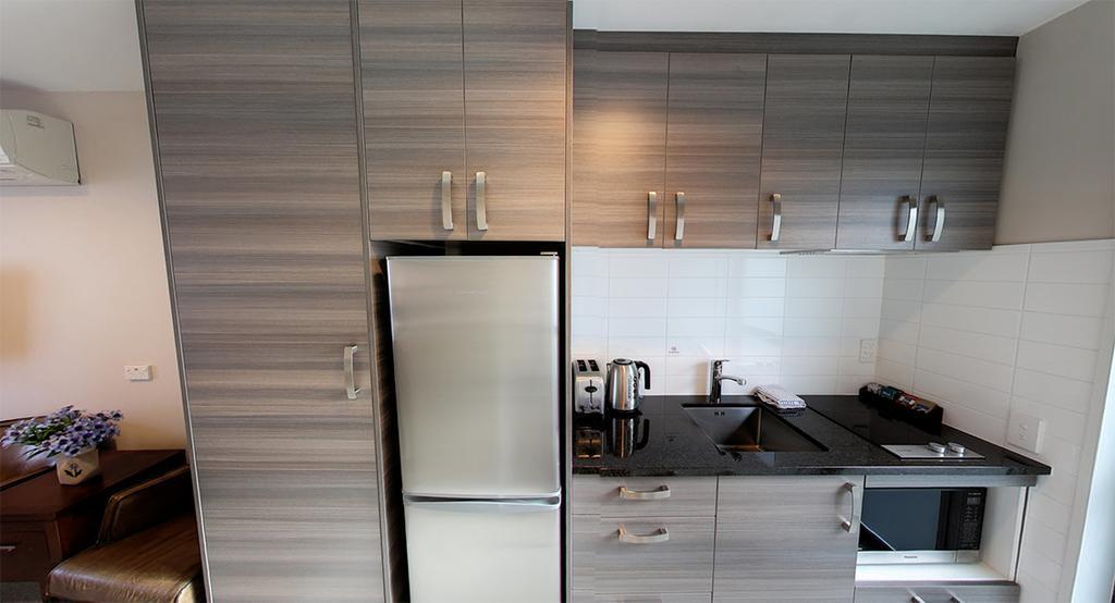 Deluxe Studio with Full Kitchen
