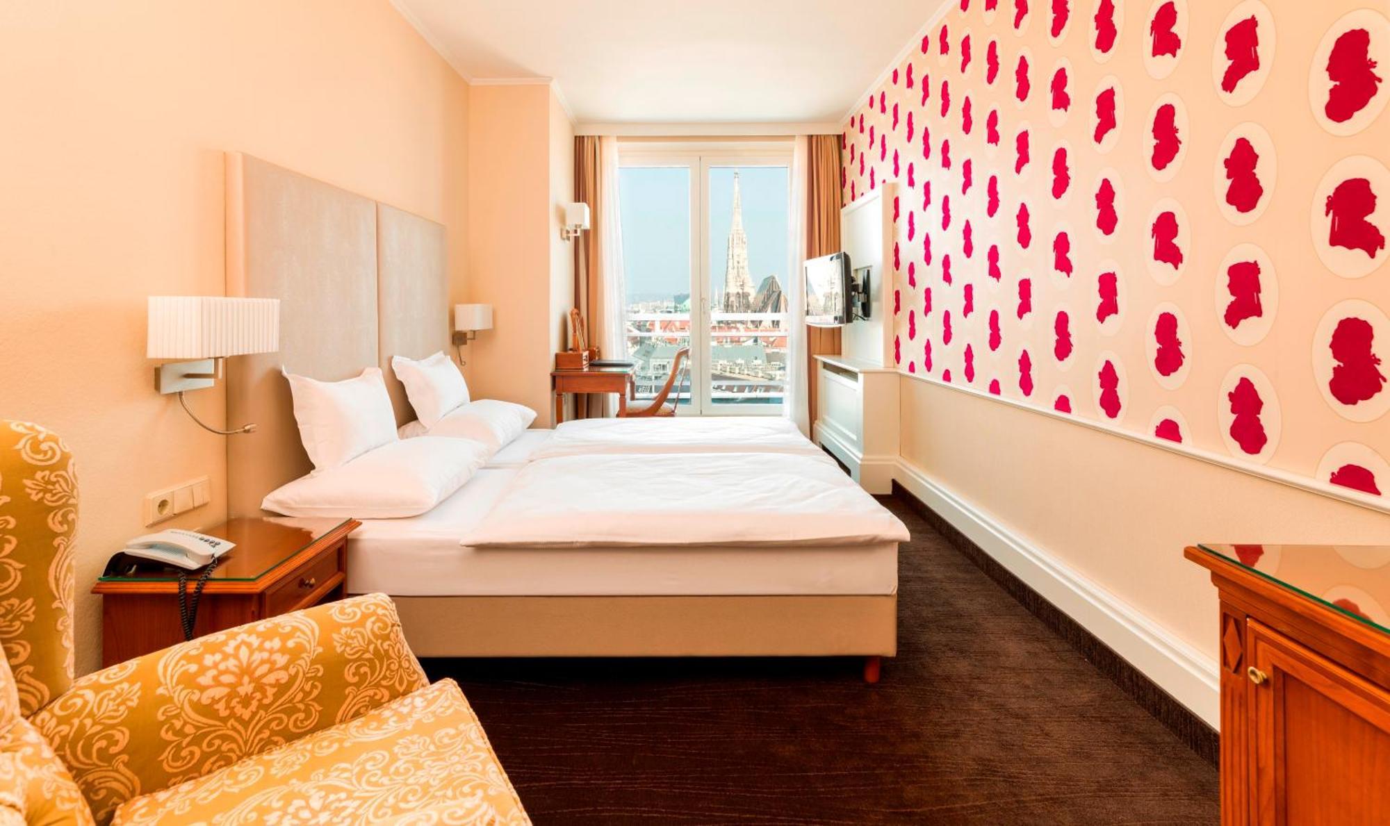 Double Room with St. Stephen's Cathedral View