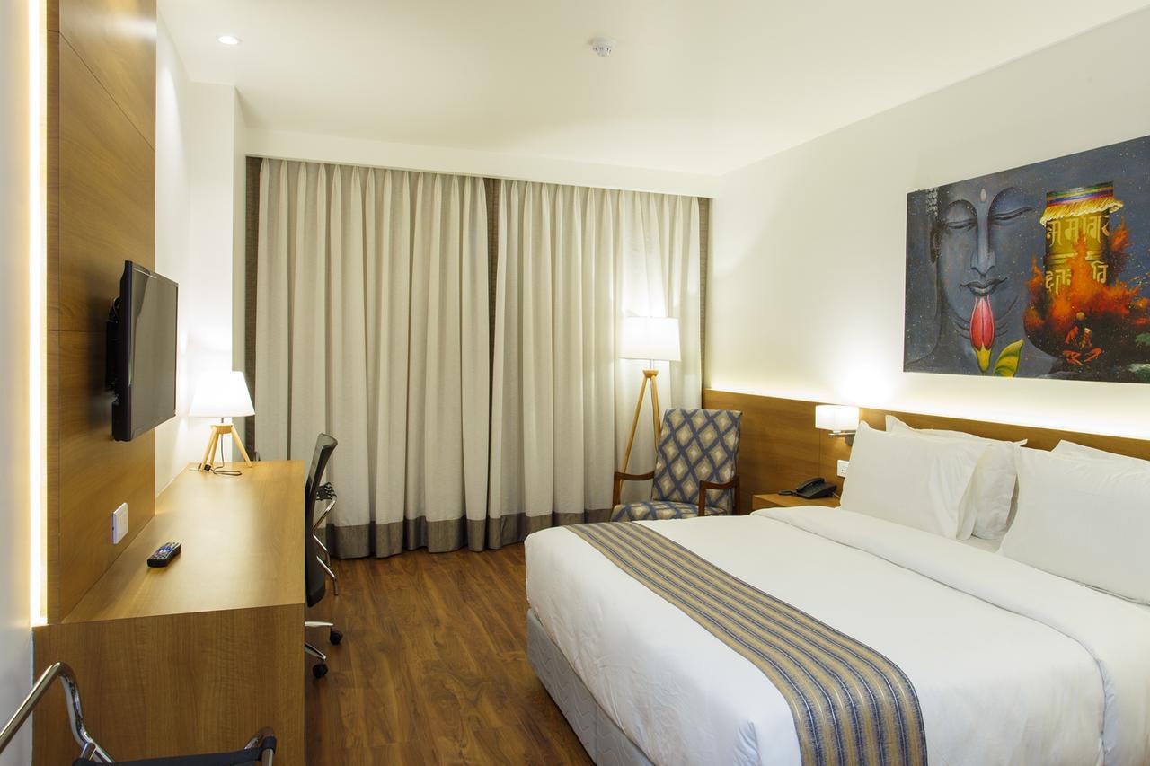 Deluxe Room - Free Airport Drop, 10% off on our selected Restaurants, Early Check-In and Late Check-Out by 2 hrs