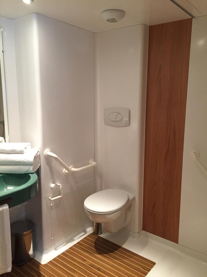 Standard King Room - Disability Access