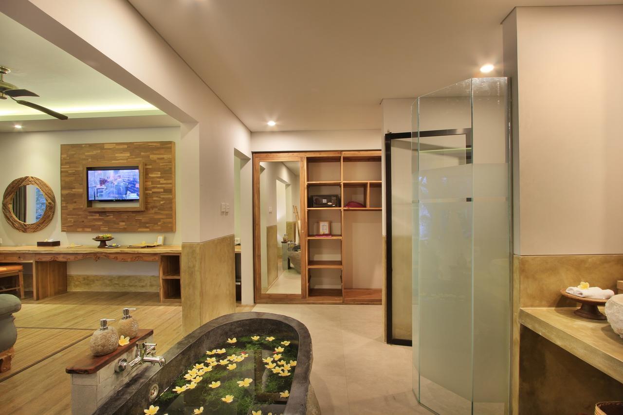 Honeymoon Package at One-Bedroom Pool Villa with River View