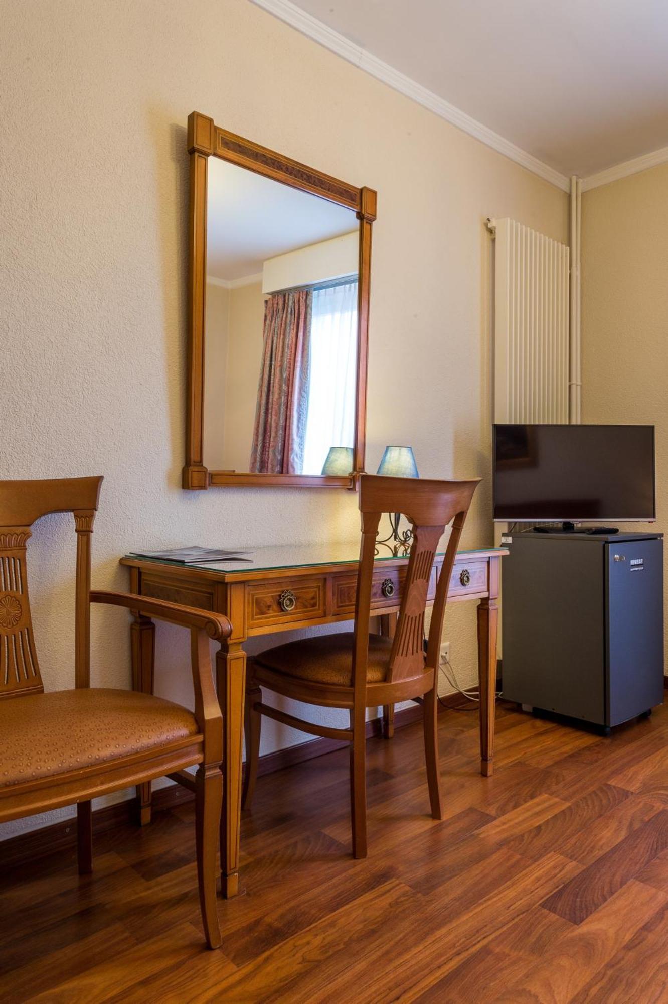 Superior Single Room
