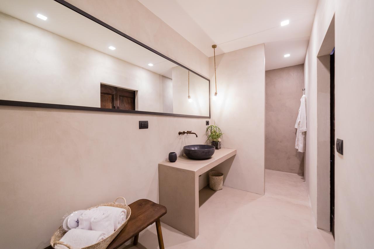Queen Suite