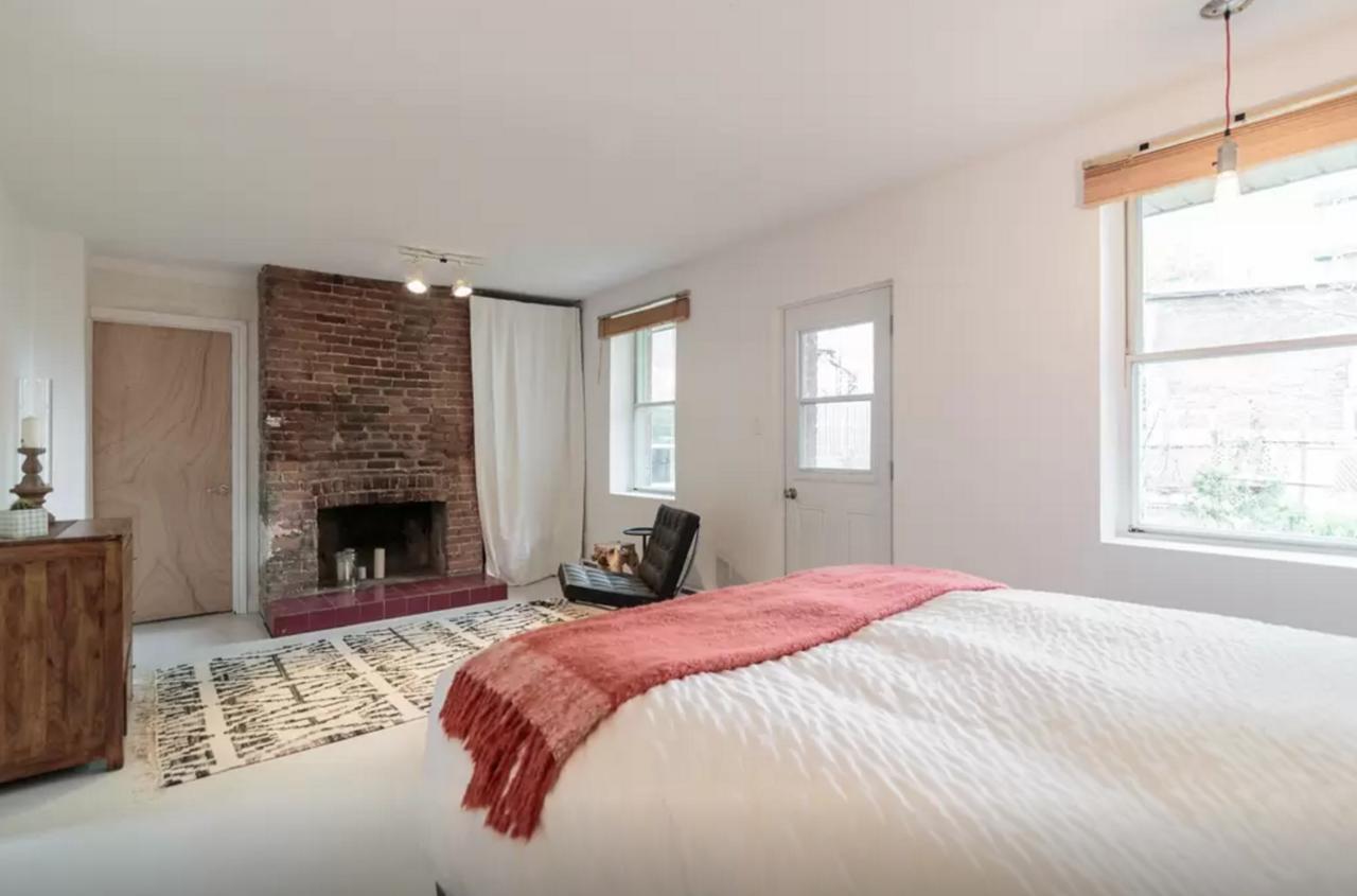 Queen Studio