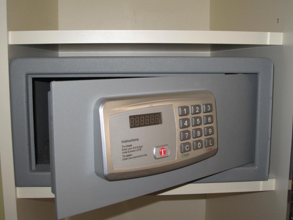 Classic Single Room,259423089:JPEG