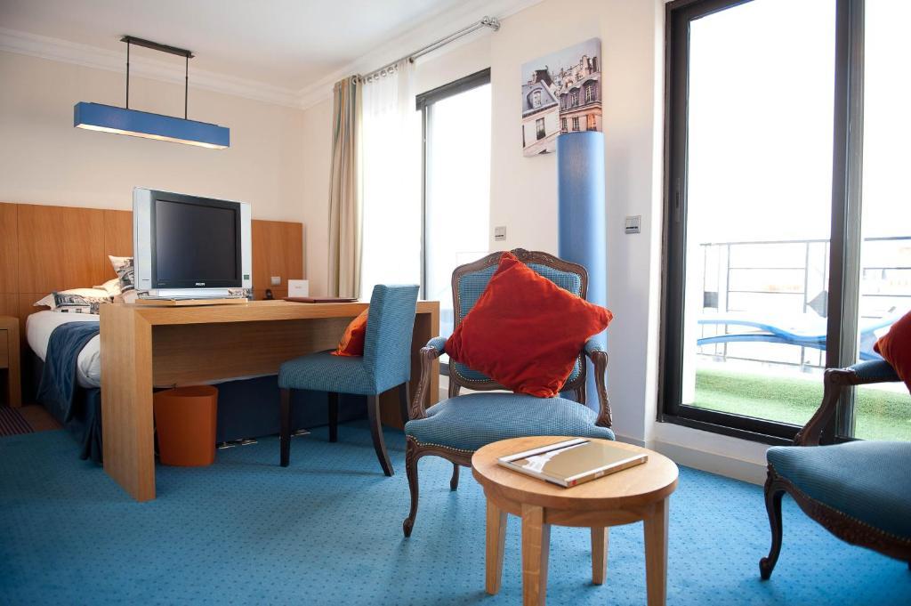 Deluxe Double Room with Balcony