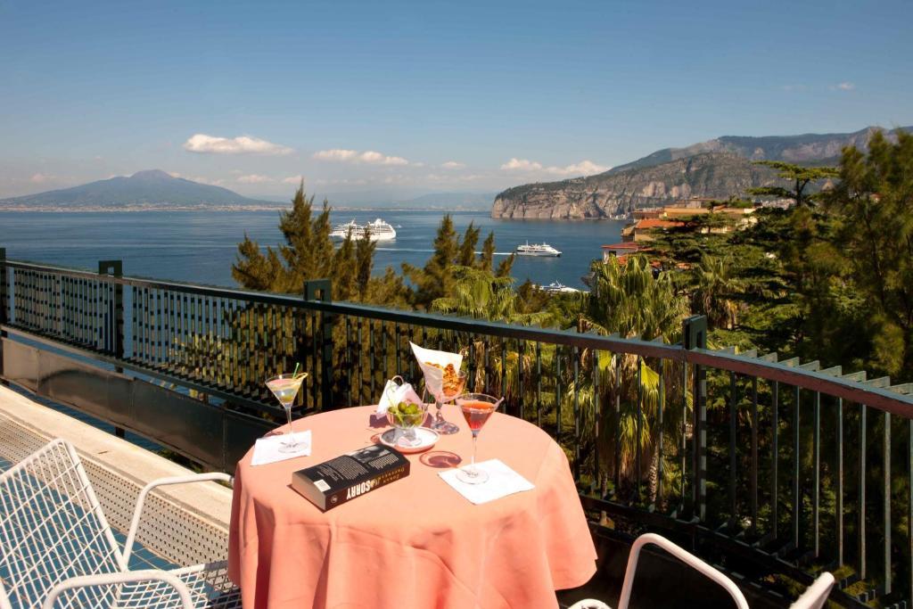 Suite with Sea View